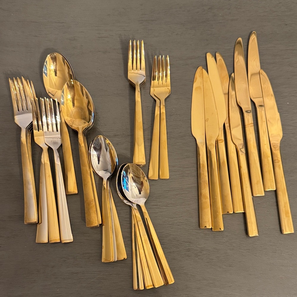 Gold Flatware Cutlery Set - 5-Piece Home Dining Collection - Picture 6 of 6